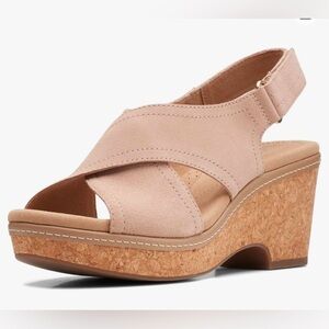 Clarks Women's Giselle Cove Wedge Sandal, Sand. Leather, size 10‎